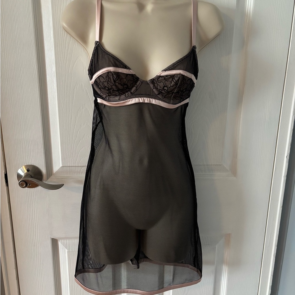 La Perla Black mesh and Pink stain trim Chemise